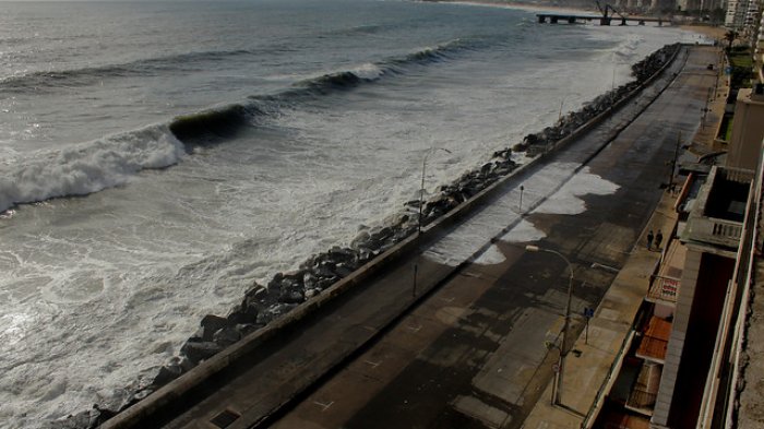 Onemi anunció alerta por marejadas en gran parte de las zonas costeras del país