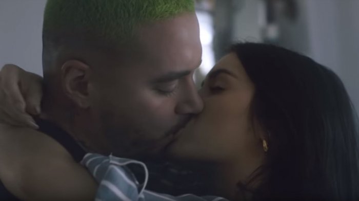 El apasionado beso de J Balvin y Lali Espósito en nuevo video de Ricardo Montaner