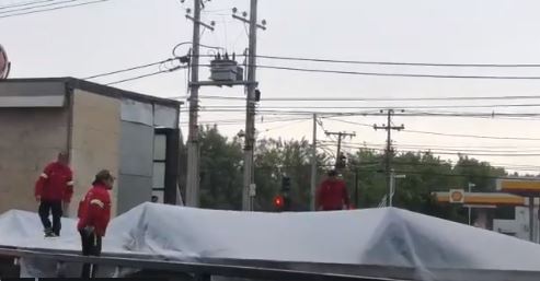 Lluvias obligaron a trabajadores del Metro a plastificar estación Simón Bolivar