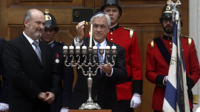 Piñera celebró Janucá en La Moneda