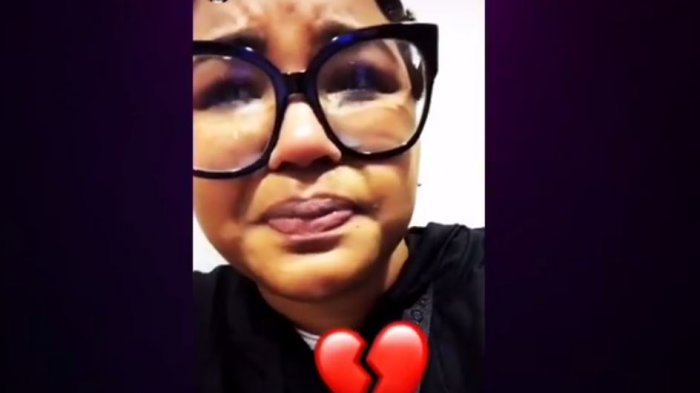 El desconsolado llanto de Killadamente en el Aeropuerto de Santiago luego que le negaran el ingreso a Chile