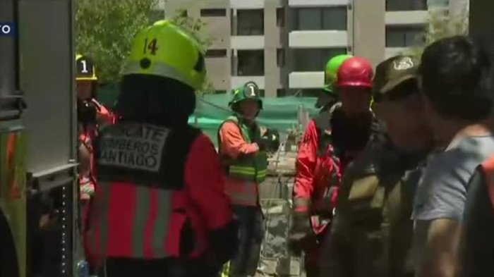 Trabajador cayó a un pozo en medio de edificio en construcción en Vitacura