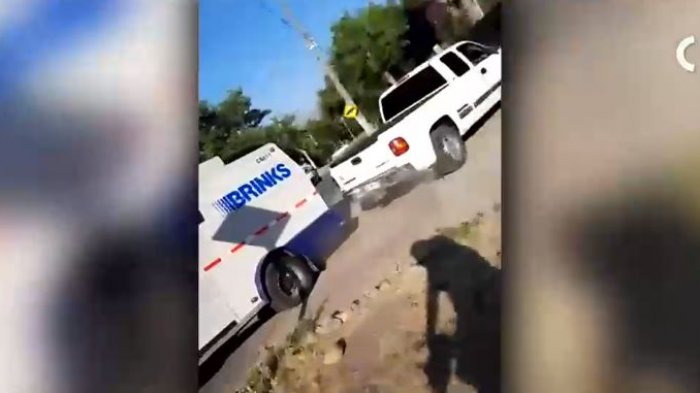 Iracundo conductor le lanzó una piedra a chofer de camión de valores que lo chocó
