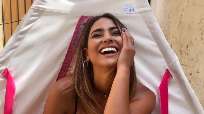 El chascarro que sufrió Camila Recabarren cuando animaba un evento