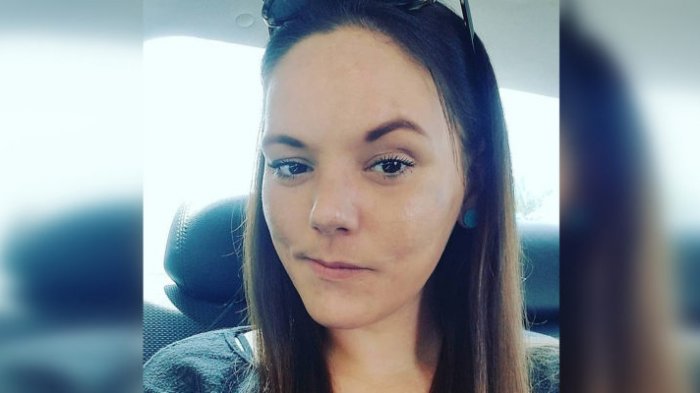 Tragedia tras cita por Tinder: Mujer falleció tras caer de motocicleta y sujeto se dio a la fuga