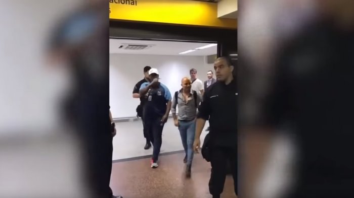 Como un ídolo: Sampaoli fue ovacionado en su llegada a Sao Paulo