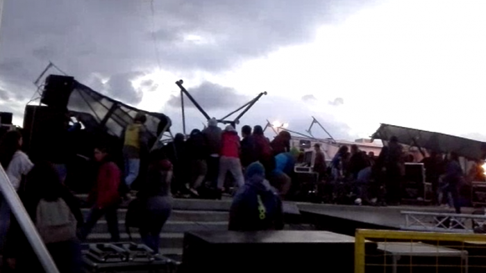 Ocho lesionados deja desplome de escenario en Fiesta del Solsticio en Punta Arenas
