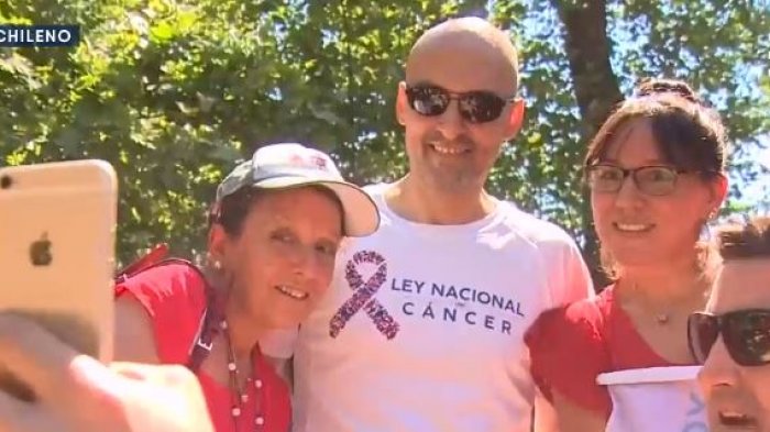 La historia del médico diagnosticado con cáncer que lucha por una ley para esta enfermedad