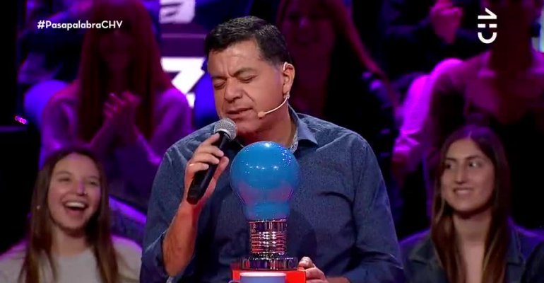 Beto Espinoza hizo reír con fallidas respuestas en Pasapalabra