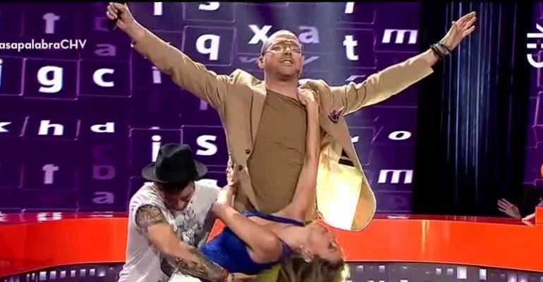 Invitados de Pasapalabra sorprendieron con performance de Queen