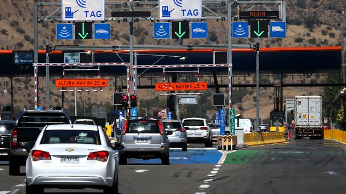 Plan de contingencia en carreteras: Más de 553 mil vehículos saldrán de la capital para este Año Nuevo