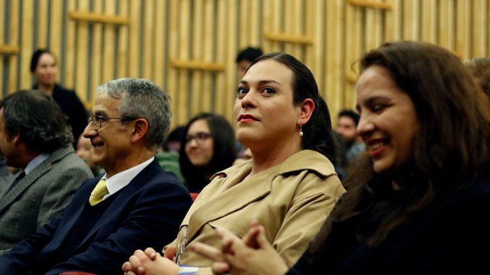 Daniela Vega es elegida como la figura del año según 