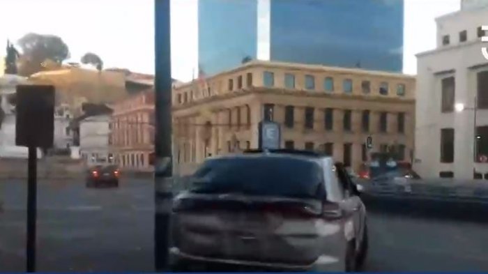 Delincuentes protagonizaron violento alunizaje en estación de metro de Valparaíso