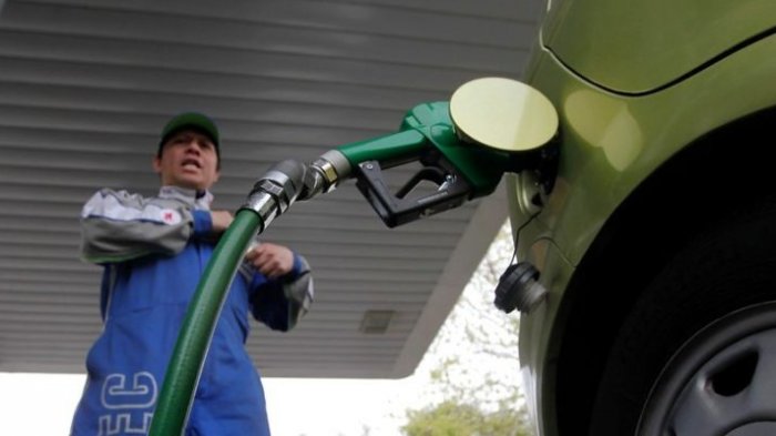 Baja del precio de gasolinas, papas y tomátes generó la caída de 0,1 de la inflación en diciembre