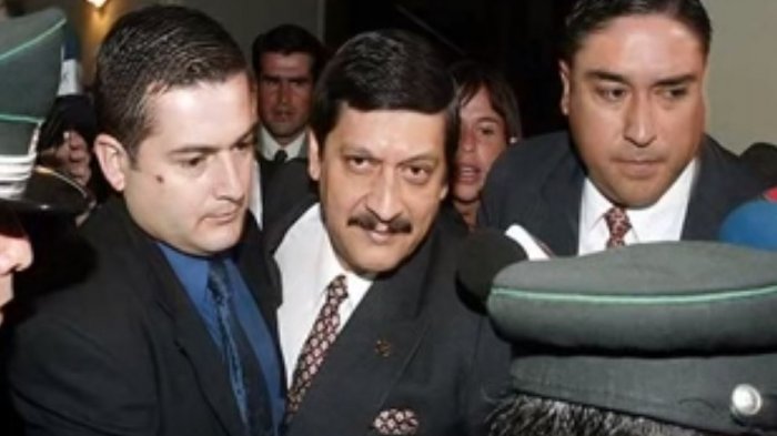 Amenazó con iniciar huelga de hambre: Gendarmería castigó a Álvaro Corbalán por usar celular al interior de Punta Peuco