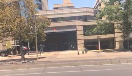 Violento asalto: Delincuentes hirieron a bala y escaparon con millonario botín tras robar sucursal de Banco Estado