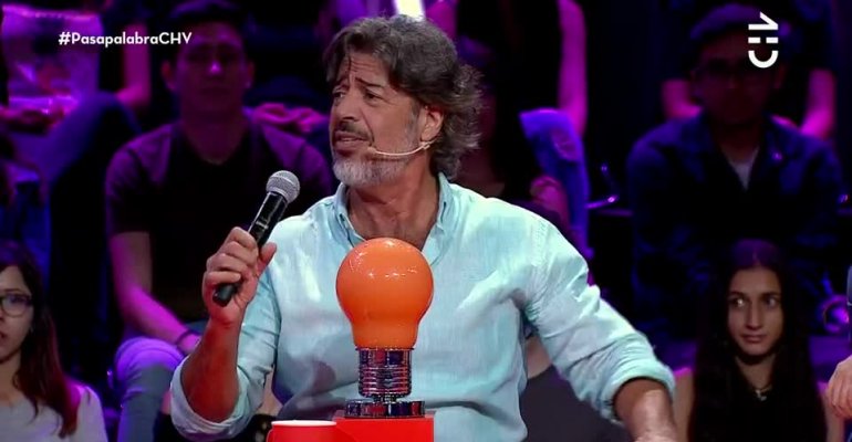 Miguelo sorprendió cantando un clásico bolero en Pasapalabra