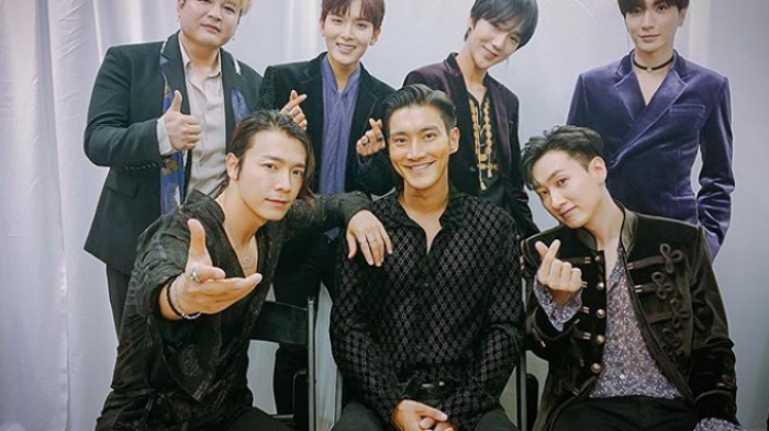 Cadena de solidaridad chilena: Chofer de Uber devolvió billetera a estrella de Super Junior que se presentó en SM Town