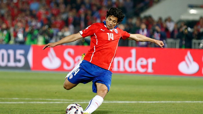 No les basta con Pinilla: Ahora Coquimbo Unido sueña con convertir a Matías Fernández en pirata