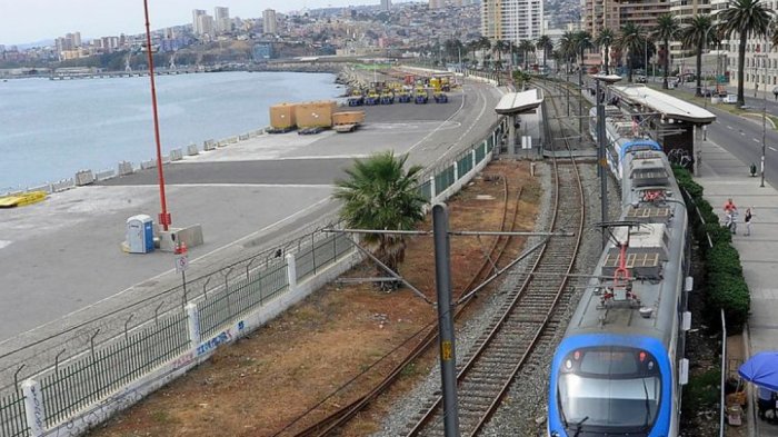Viajes de trenes que conectarán Valparaíso y Santiago sólo demorarían 45 minutos