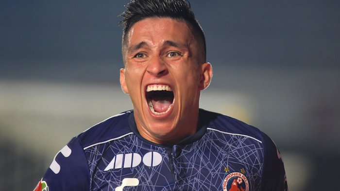 Qué pesado: Bryan Carrasco se burló del mal aliento de su rival