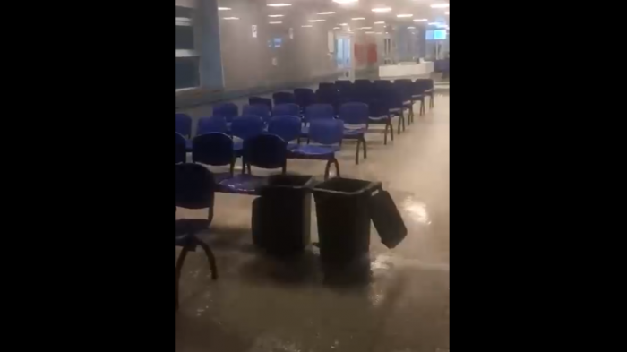 Fuertes lluvias hicieron colapsar el nuevo Hospital de Calama