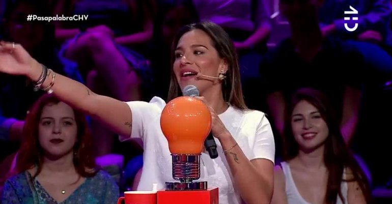 Gianella Marengo cantó al ritmo de Yuri en la Pista Musical