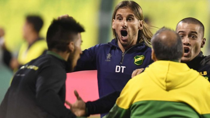 Locura total por Beccaccece: Piden hacerle contrato de por vida en Defensa y Justicia