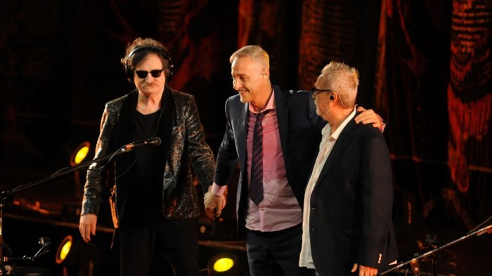 Histórico: Charly García se reúne con Pedro Aznar y David Lebón para revivir grandes momentos de Serú Girán