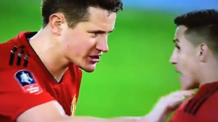 Ander Herrera empujó y arengó a Alexis Sánchez para que vuelva a ser el de siempre