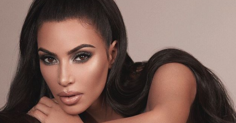 El atrevido look con el que Kim Kardashian impactó en Los Ángeles