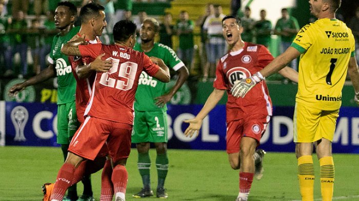 La Calera hace historia en Brasil y avanza en la Sudamericana eliminando a Chapecoense