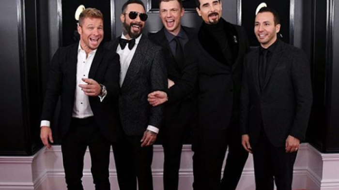 Los echaron al agua: Conductores de Viña revelan qué pidieron Backstreet Boys para comer en el camarín