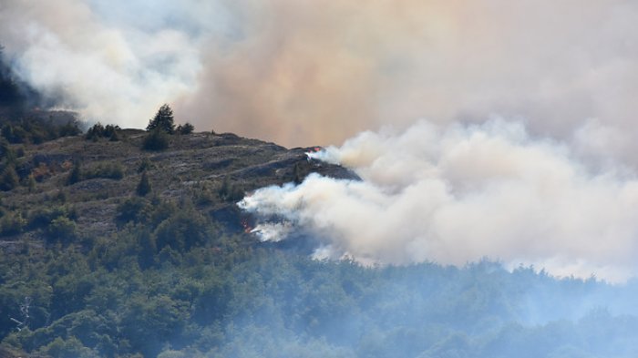 Onemi: Se mantiene la Alerta Roja en dos regiones y 15 incendios se encuentran activos