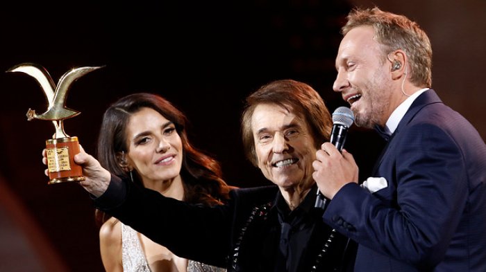 Minuto a Minuto: Así sigue la segunda noche del Festival de Viña 2019