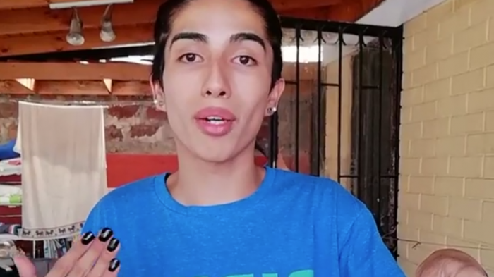 Alumna trans Arlén Aliaga se matricula en el Liceo 1
