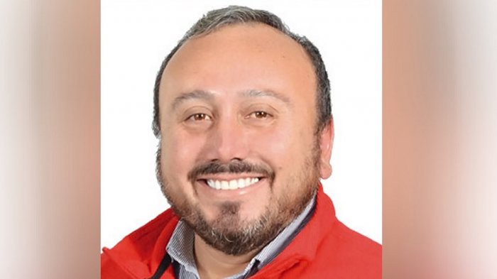 Polémica por tuit de core UDI que amenazó a su hija con quitarle la mesada si iba a la marcha del 8M