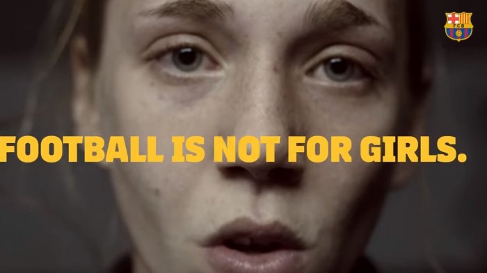 Día Internacional de la Mujer: Barcelona entrega potente mensaje de igualdad de género en el fútbol