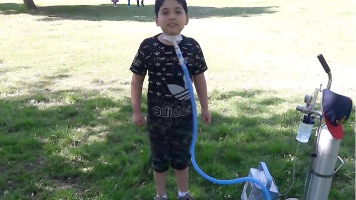 La angustia de un padre: Le robaron el auto con el que trabajaba y con el que trasladaba a su hijo electrodependiente al hospital