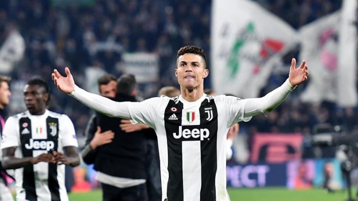 Dos de cabeza y uno de penal: La soñada noche de CR7 que lo eleva a ídolo en Turín