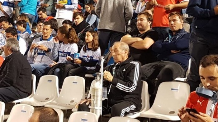 UC hará homenaje al abuelito cruzado que emocionó al llegar a San Carlos con tanque de oxígeno