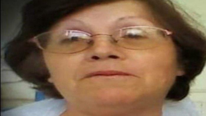 Adolescente habría planificado crimen de madre adoptiva: Quiso simular un robo, pero fue descubierta por WhatsApp