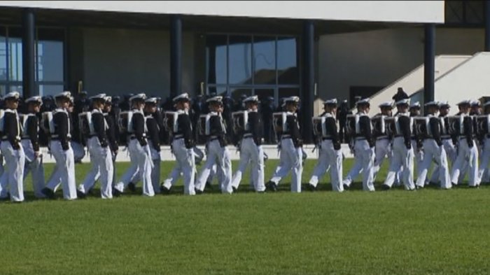 “Si seguía ahí, lo sacaba en un cajón”: Madre de ex grumete denuncia nuevo caso de torturas en la Armada