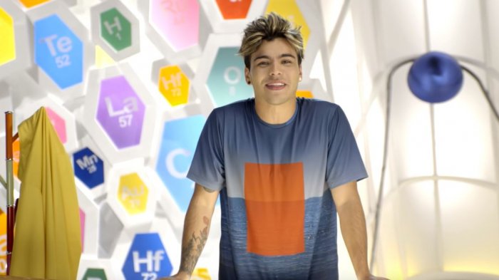 Conoce a Sebastián Villobos, el joven que pasó de ser youtuber a conducir un programa de TV