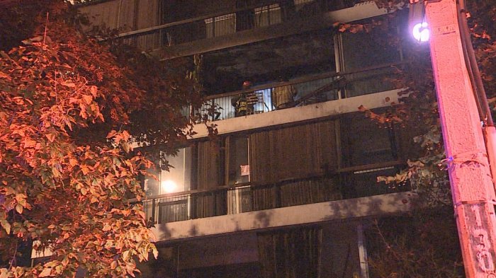 Anciano murió en incendio ocurrido en edificio de Las Condes