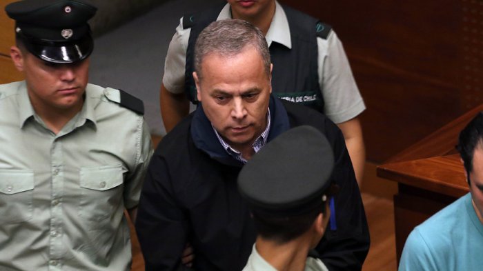 Fraude en Carabineros: Fiscalía pide presidio perpetuo para general en retiro sindicado como uno de los líderes