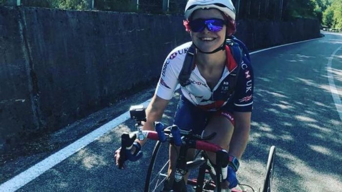 Ciclista paralímpica se operó de un tumor en su vulva que le produjo llagas y ampollas tras sentarse en el sillín