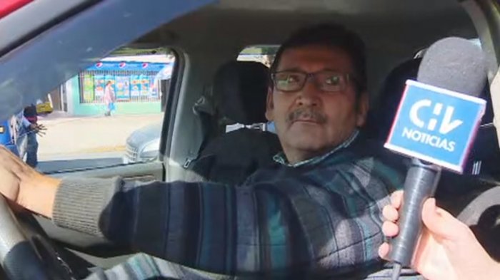 “Es por Lapalooza Lola”: El automovilista que esperaba en un taco y se volvió viral