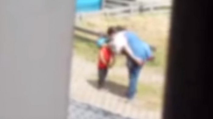 Impacto por registro que muestra a profesora maltratando a niños en jardín infantil