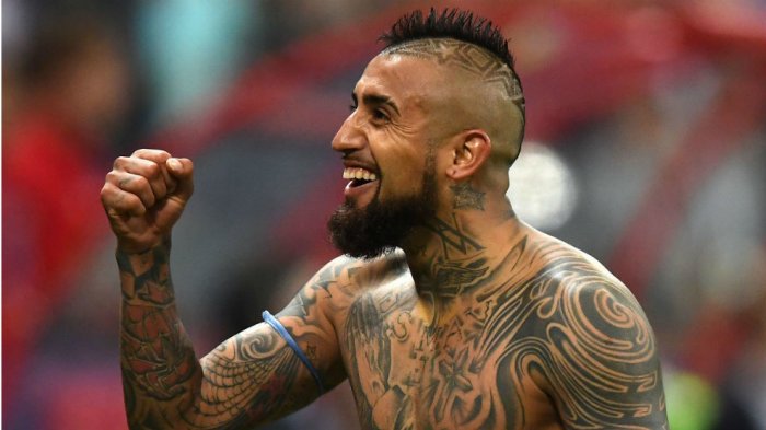 El divertido trolleo que le hizo Edu Vargas a Arturo Vidal en plena transmisión por Instagram